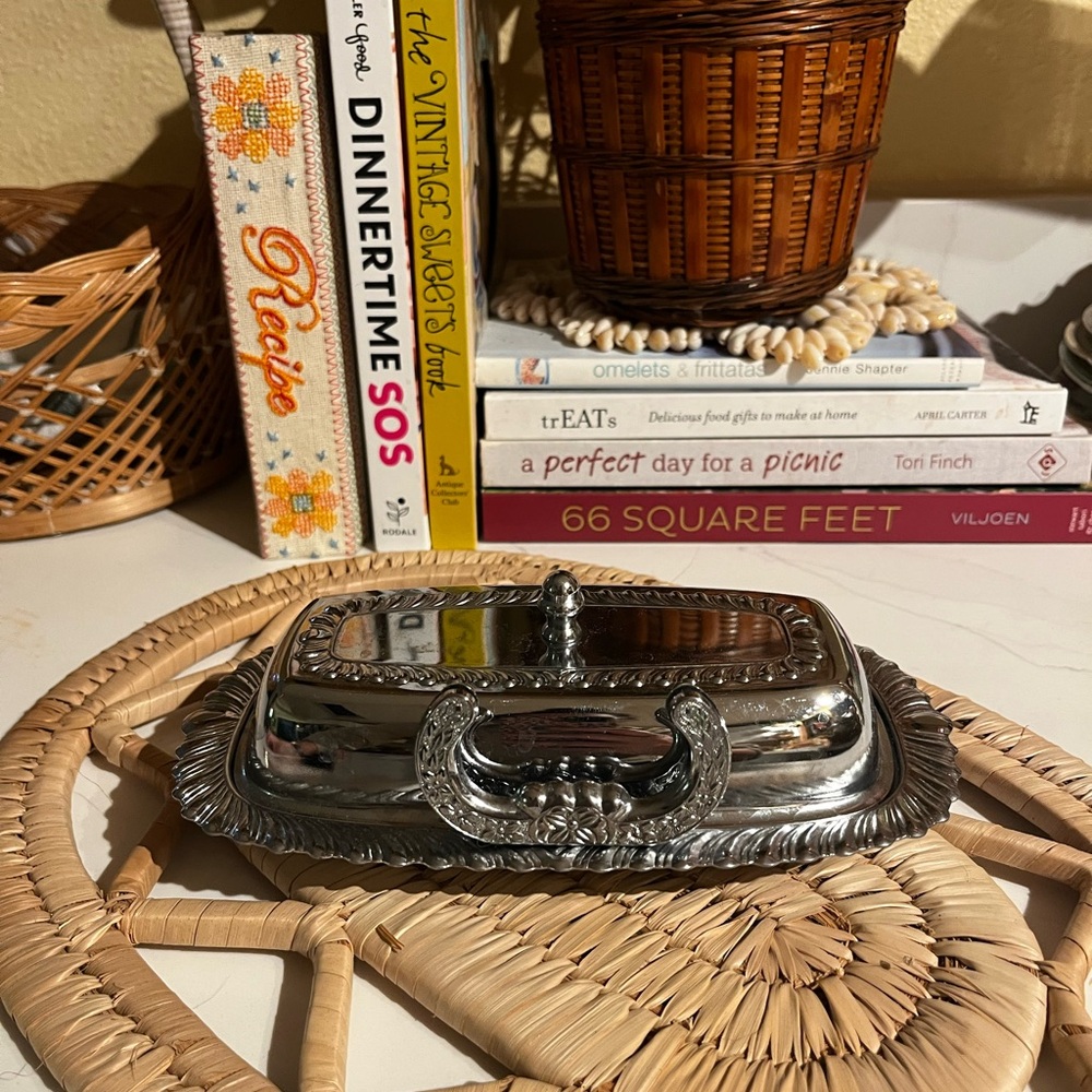 Vintage Irvinware Butter 🧈 dish